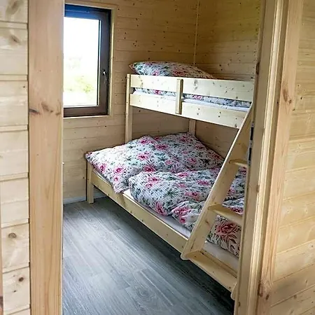 Balti Letniskowe * Debina (Ustka)