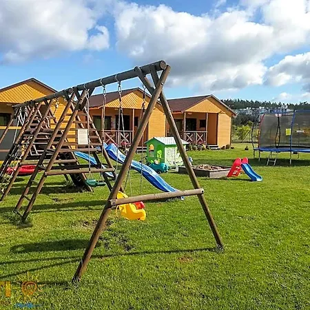Balti Letniskowe Lodge *