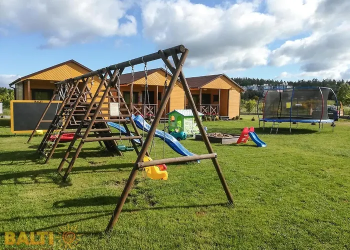 Balti Letniskowe * Debina (Ustka)