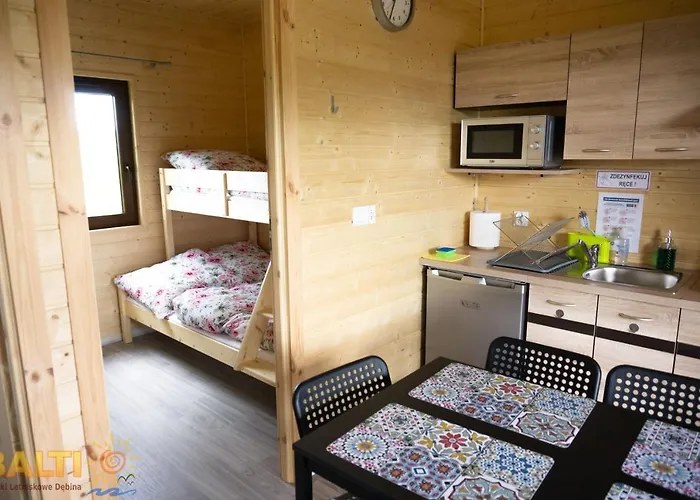 Balti Letniskowe * Debina (Ustka)